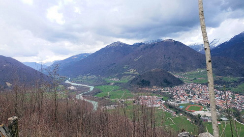Panoráma a Mengoréról az Isonzó völgyére.