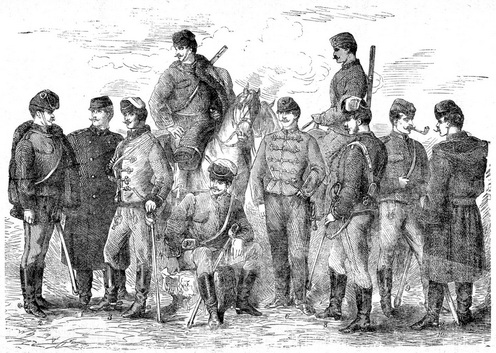 Osztrák–magyar huszárok egy korabeli metszeten. 1. Tiszt köpenyben. 2. Közhuszár nyári díszruhában és táborban. 3. Tiszt téli díszruhában és táborban. 4. Közhuszár lovon. 5. Tiszt kaszárnyás szolgálatban. 6. Tiszt szolgálaton kívül. 7. Közhuszár pongyolában. 8. Tiszt nagy parádéban. 9. Közhuszár szolgálaton kívül. 10. Közhuszár köpenyben.