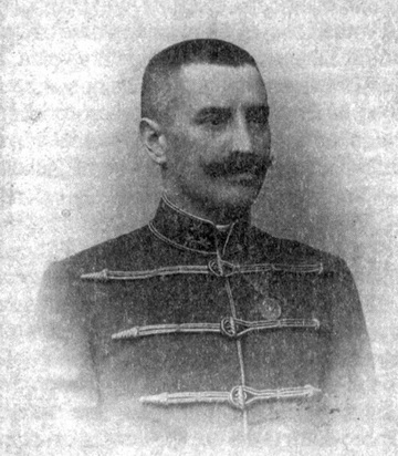 Sárói Szabó Lajos százados.