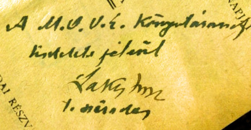 Laky Imre dedikációja a MOVE – a Magyar Országos Véderő Egylet – könyvtára részére, a Hadtörténeti Múzeum Könyvgyűjteményében levő Egy tiszt naplójából c. kötet címlapján.