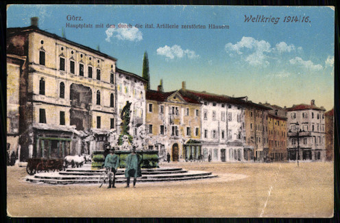 Görz főtere egy korabeli képeslapon