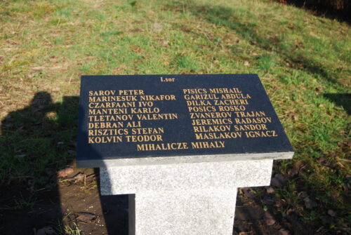 Az orosz hadifogoly-temető I sorában eltemetettek táblája. Debreceni Militarium.