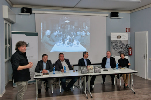 Gianfranco Simonit nyitotta meg a könyvbemutatót és köszöntötte a vendégeket.