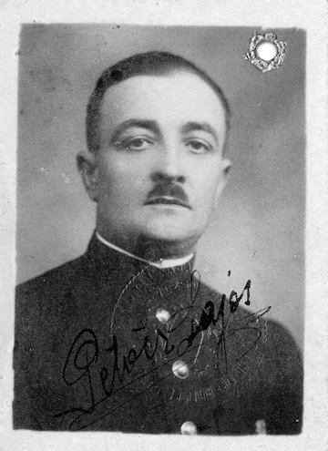 Petőcz Lajos igazolványképe 1932-ből.